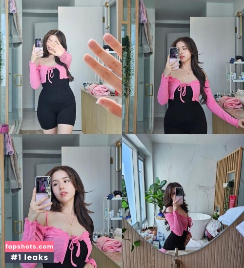 Pokimane gallery photo #1398