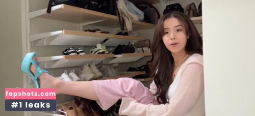 Pokimane gallery photo #1415