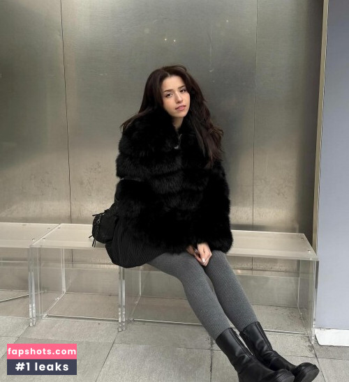 Pokimane gallery photo #1442