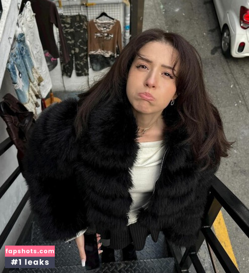 Pokimane gallery photo #1448