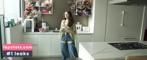 Pokimane gallery photo #1545