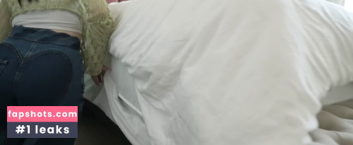 Pokimane gallery photo #1556