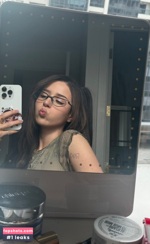 Pokimane gallery photo #1626