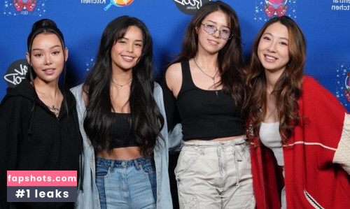 Pokimane gallery photo #1676