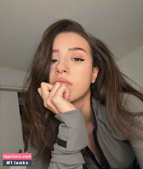 Pokimane gallery photo #1681