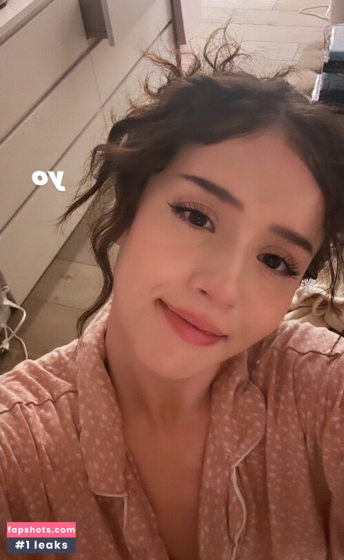 Pokimane gallery photo #1708