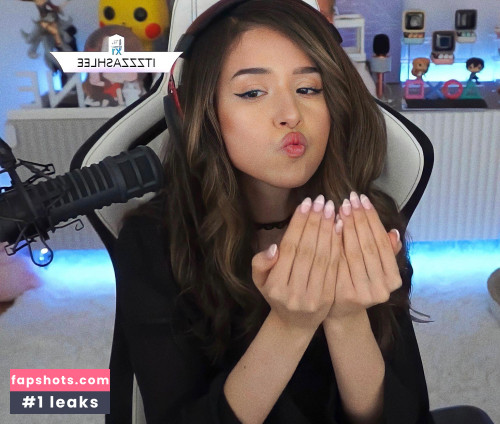 Pokimane gallery photo #1717