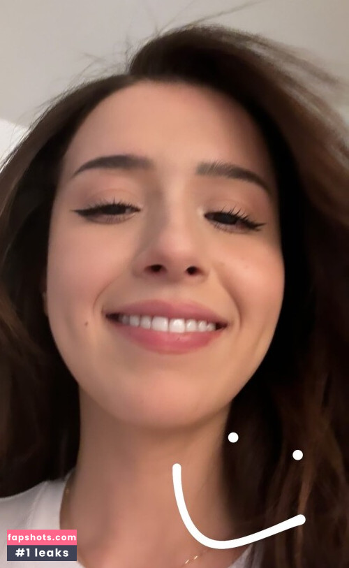 Pokimane gallery photo #1745