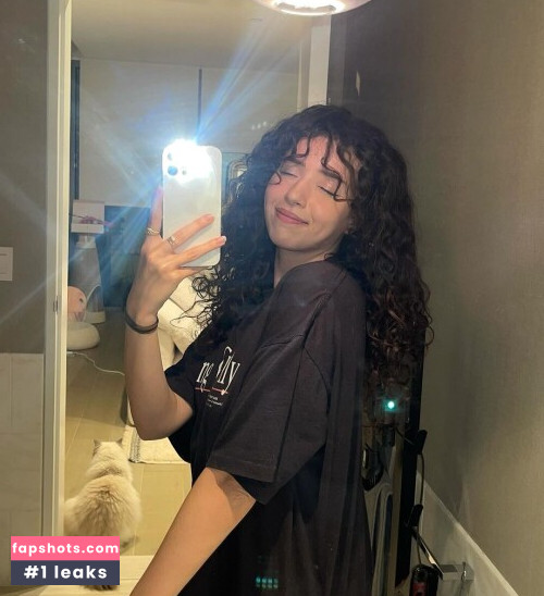 Pokimane gallery photo #1751