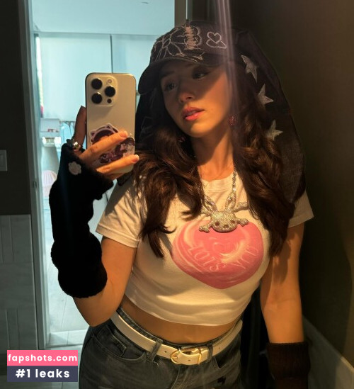 Pokimane gallery photo #1762