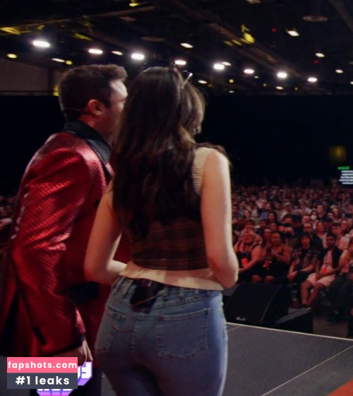 Pokimane gallery photo #1811