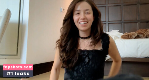 Pokimane gallery photo #1827