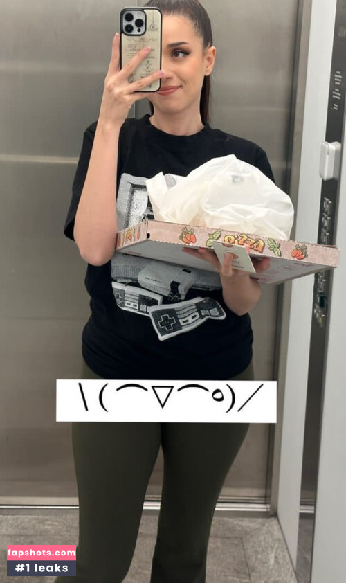 Pokimane gallery photo #1840