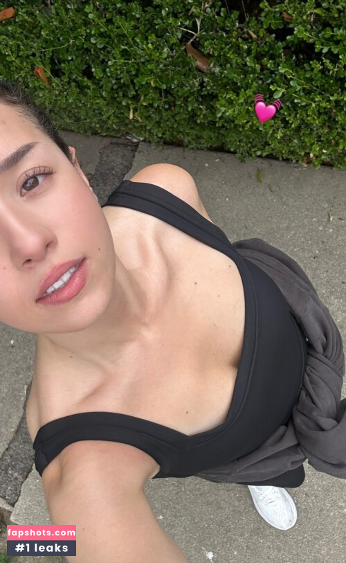 Pokimane gallery photo #1871