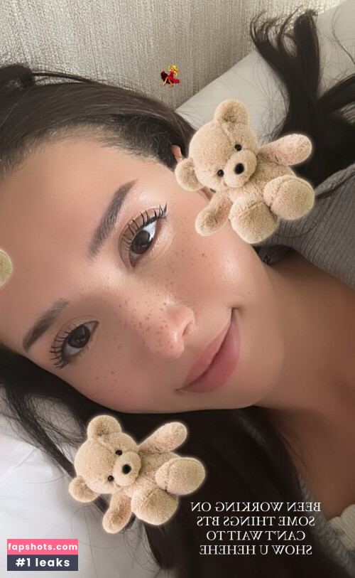 Pokimane gallery photo #1876