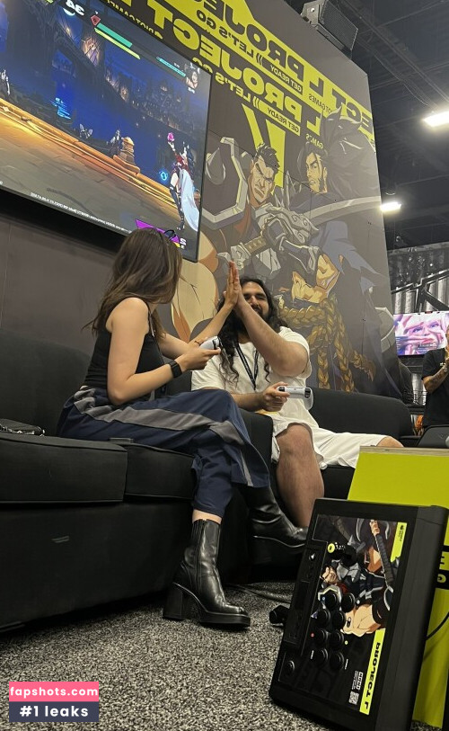 Pokimane gallery photo #1900