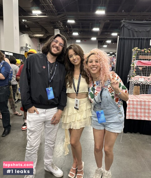 Pokimane gallery photo #1909