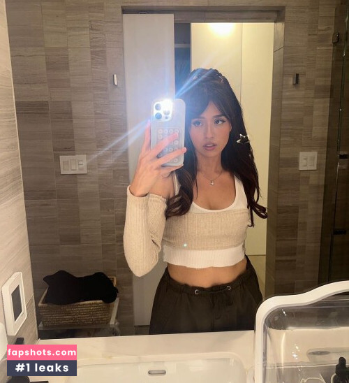 Pokimane gallery photo #1926