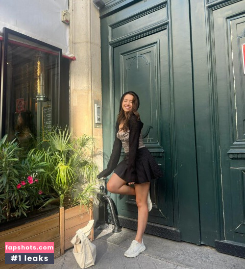 Pokimane gallery photo #1939