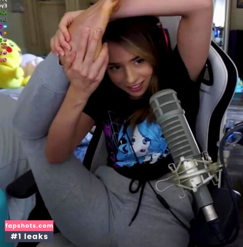 Pokimane gallery photo #1968