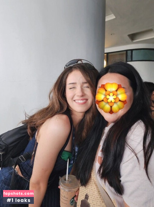 Pokimane gallery photo #2031