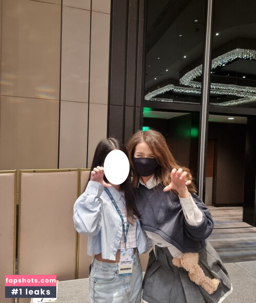 Pokimane gallery photo #2033