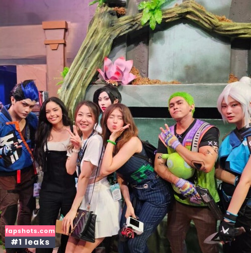 Pokimane gallery photo #2056