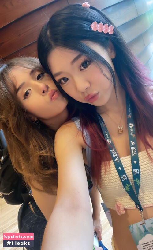 Pokimane gallery photo #2070