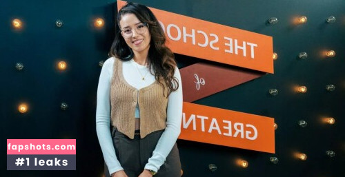 Pokimane gallery photo #2080