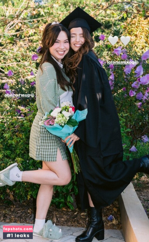 Pokimane gallery photo #2093