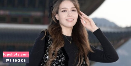 Pokimane gallery photo #2108