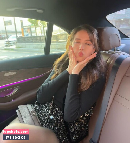 Pokimane gallery photo #2114