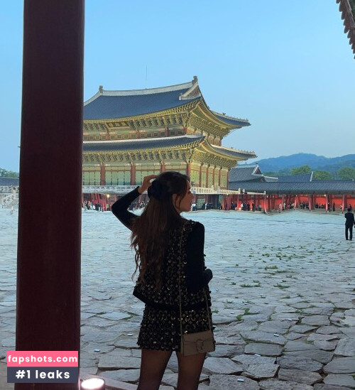 Pokimane gallery photo #2118