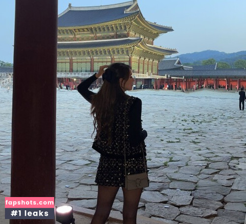 Pokimane gallery photo #2123