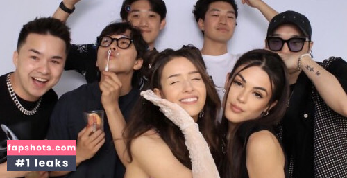 Pokimane gallery photo #2133