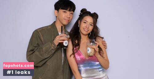 Pokimane gallery photo #2134