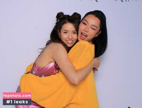 Pokimane gallery photo #2145