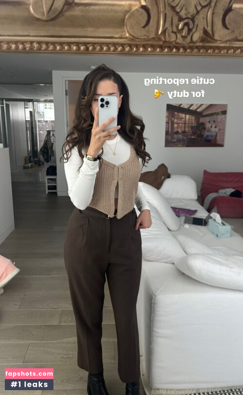 Pokimane gallery photo #2151