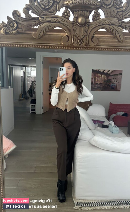 Pokimane gallery photo #2152