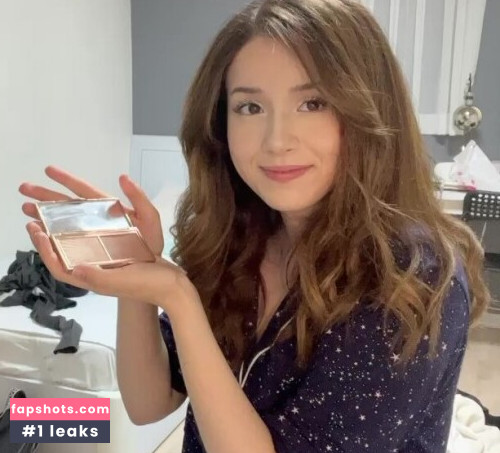 Pokimane gallery photo #2163