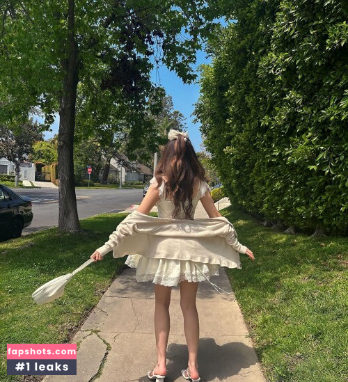 Pokimane gallery photo #2174