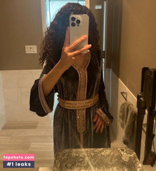 Pokimane gallery photo #2209