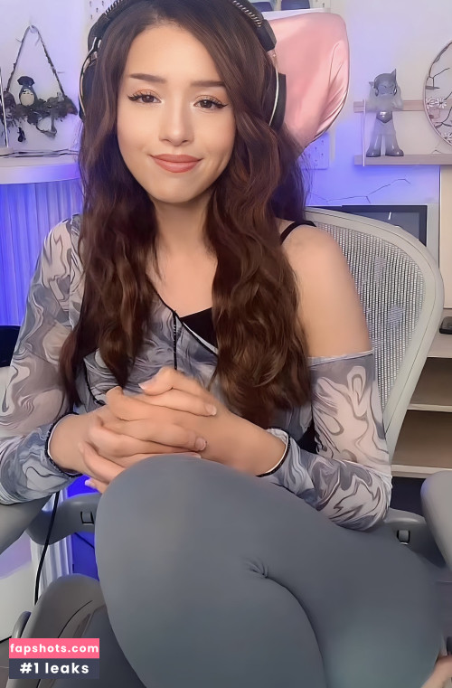 Pokimane gallery photo #2212