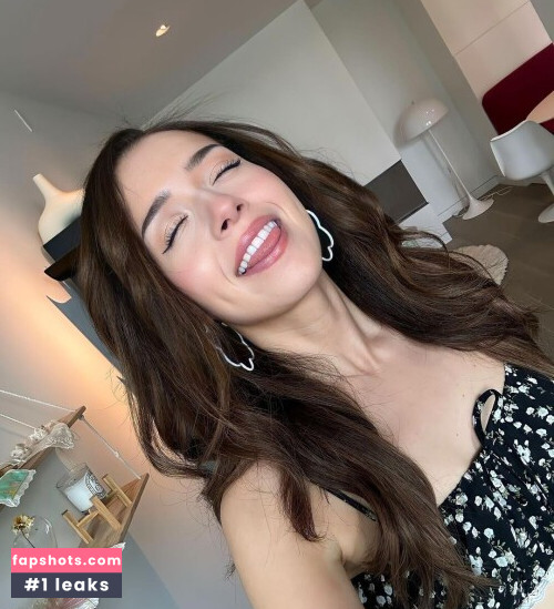 Pokimane gallery photo #2228