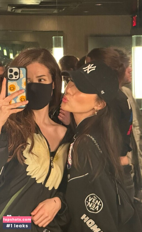 Pokimane gallery photo #2235