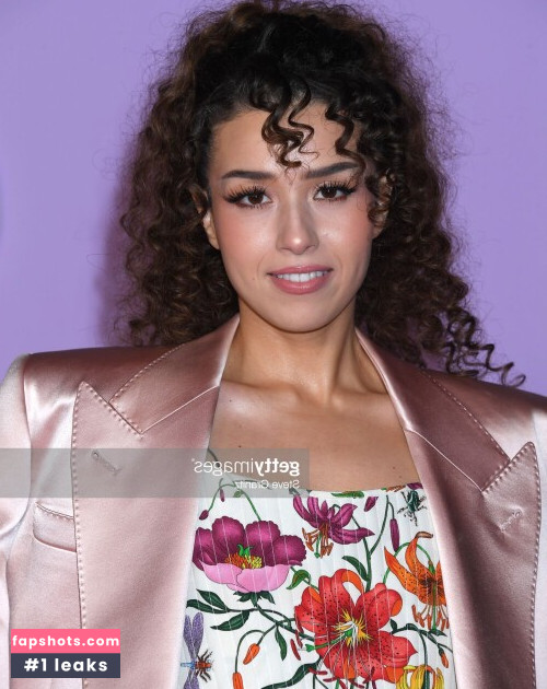 Pokimane gallery photo #2293