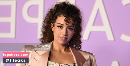 Pokimane gallery photo #2295