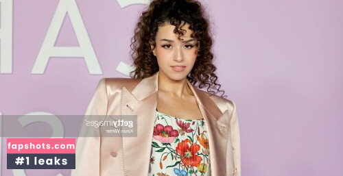 Pokimane gallery photo #2296