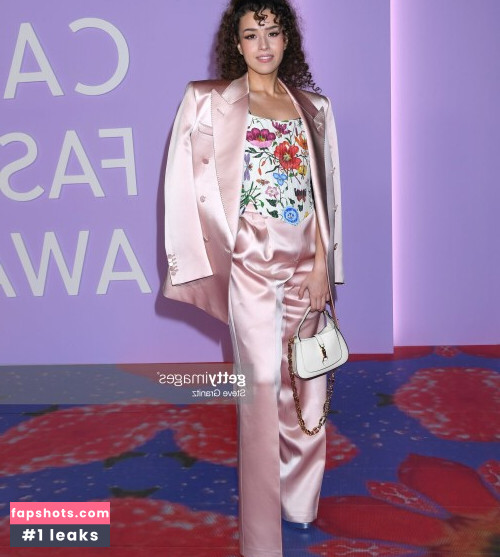 Pokimane gallery photo #2301