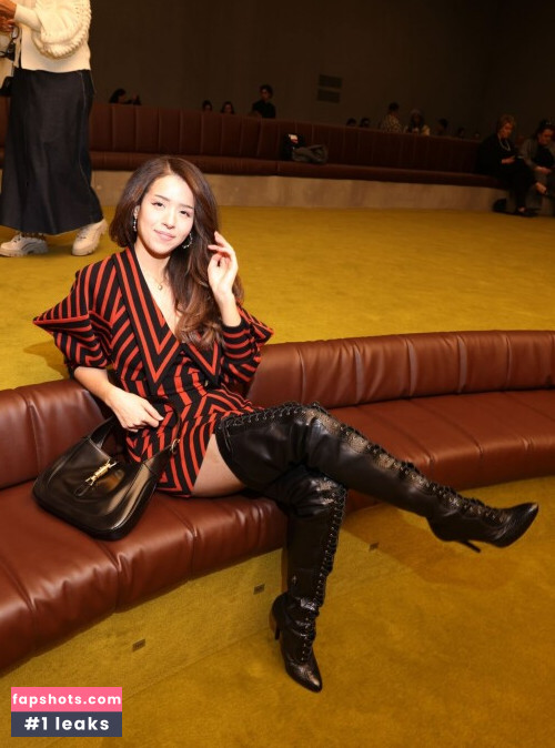 Pokimane gallery photo #2350